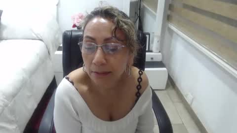 jessy online show from January 6, 10:57 pm