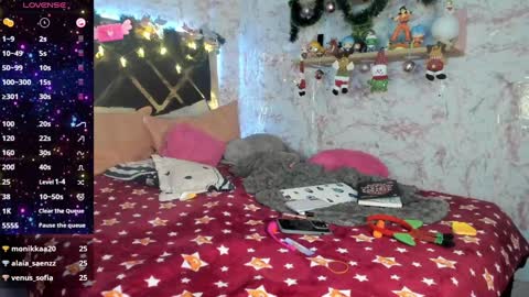 Snapshot of yluismag chatting on December 18, 4:09 am lucy online show from December 18, 4:09 am