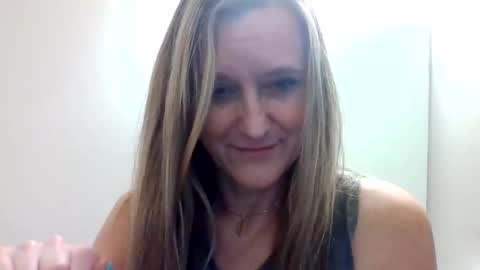 yogabuttttttt online show from March 6, 7:58 am