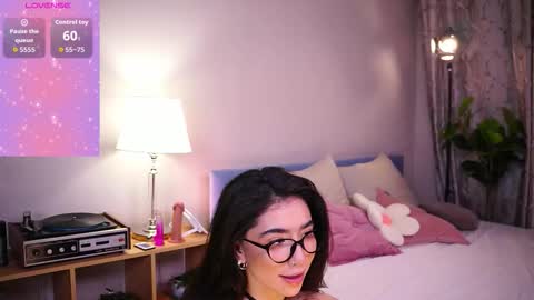 Yoko online show from November 25, 5:42 am