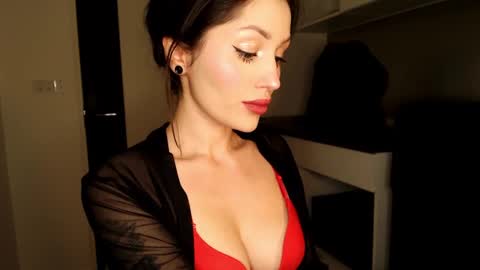 Sophie online show from December 30, 6:27 pm