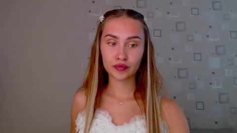 Amelia online show from June 25, 3:46 pm