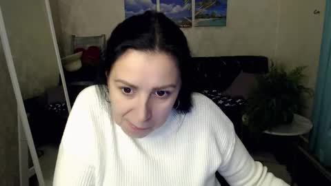 Snapshot of your_barbara chatting on October 13, 3:58 pm your_barbara online show from October 13, 3:58 pm