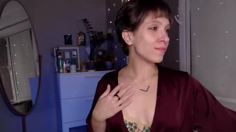 Alex and Kris long hair online show from October 6, 8:35 pm