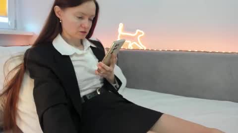 Your Librarian online show from February 3, 9:14 am