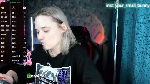 Molly online show from July 7, 6:47 am