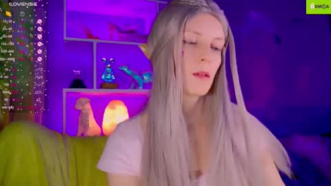 your_spring online show from December 3, 11:40 pm