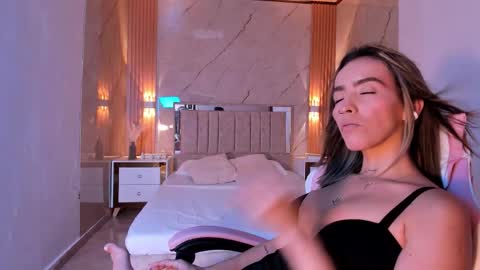 Salome online show from March 3, 6:58 pm