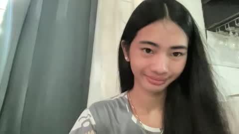 yourgirlsweet_kishia online show from June 5, 1:42 am