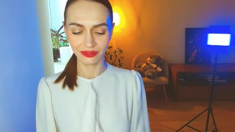 Ksyusha online show from February 22, 8:15 am