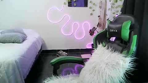 Serena online show from January 14, 5:12 am