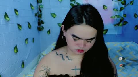 yourprincessthea online show from February 15, 3:09 am