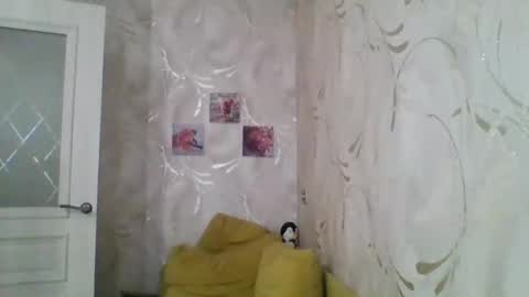 yourr_emmy177328 online show from October 22, 10:42 am
