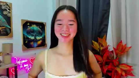 ashy online show from February 16, 10:48 am