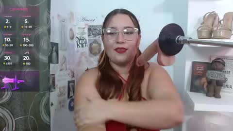chloe cattalina online show from July 5, 7:08 pm