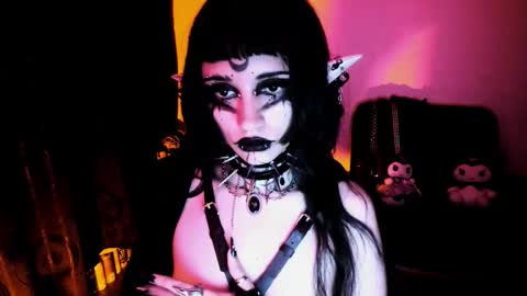 Yue Eclipsa online show from February 16, 7:52 am