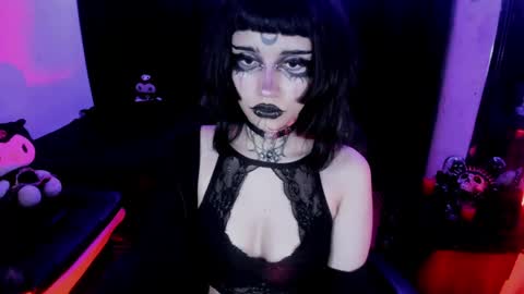 Yue Eclipsa online show from April 17, 5:31 am