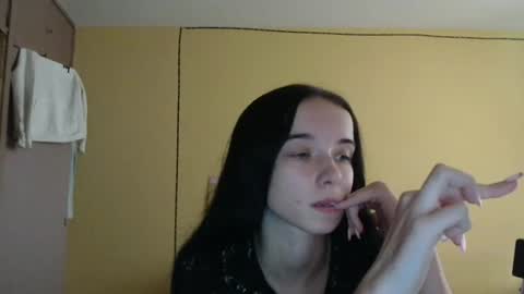 Yuliia online show from October 23, 7:47 am