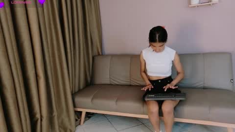 yuliethpetite online show from February 28, 12:59 pm