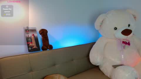 Yuli Independent model online show from January 13, 5:02 am