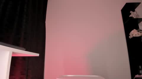 yulxx online show from November 23, 2:47 am