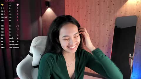 Cindey online show from April 18, 3:53 am