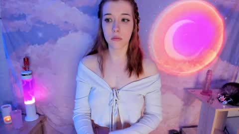 Yuna online show from April 9, 9:42 pm