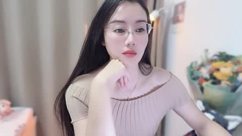 YunEr online show from November 22, 1:58 pm