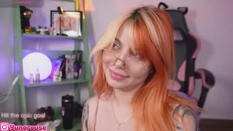 yunorose_ online show from October 27, 6:42 am