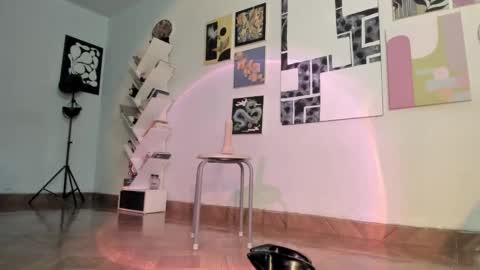 paola online show from February 10, 7:28 pm