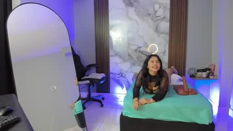 zafina_95 online show from January 7, 11:24 am