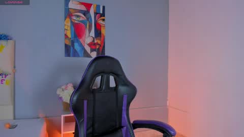 Zafiro Brown online show from March 31, 8:31 pm