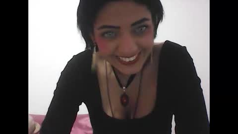 Zafiro online show from November 18, 10:11 pm