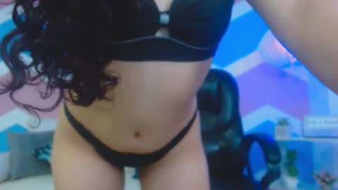 Zahira  online show from November 22, 6:54 pm