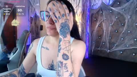   online show from October 19, 5:59 pm