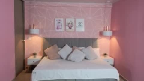 Zara Sweet  online show from October 15, 1:14 pm