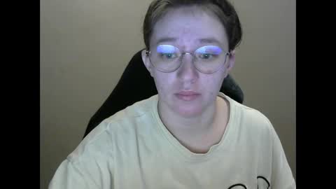 Snapshot of zara_golden chatting on January 29, 3:44 am chaturcum online show from January 29, 3:44 am