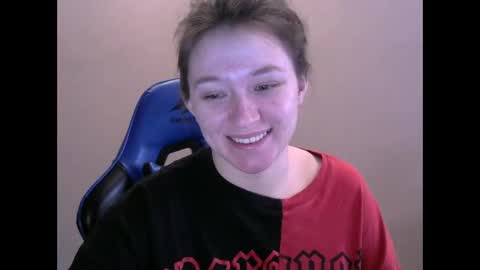 Snapshot of zara_golden chatting on January 22, 6:31 am chaturcum online show from January 22, 6:31 am