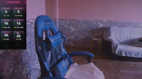 Snapshot of zara_golden chatting on September 13, 10:34 am chaturcum online show from September 13, 10:34 am