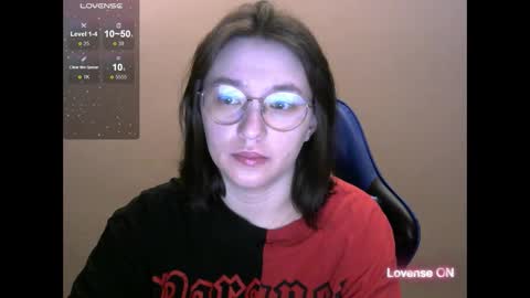 Snapshot of zara_golden chatting on February 28, 2:09 am chaturcum online show from February 28, 2:09 am