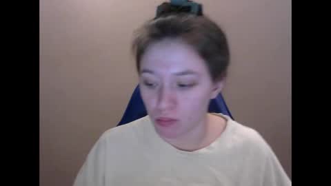 Snapshot of zara_golden chatting on January 20, 9:35 am chaturcum online show from January 20, 9:35 am