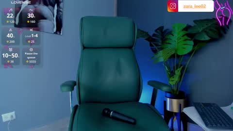 Zara online show from March 14, 4:08 pm