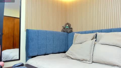 zara online show from April 20, 12:08 pm