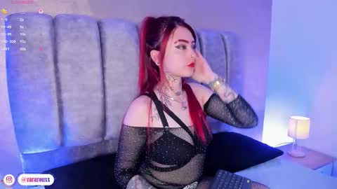 Zara  online show from February 16, 7:25 pm