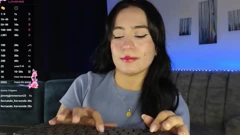 zaradames_ online show from November 18, 4:02 am