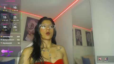 Zarah online show from April 13, 9:15 pm