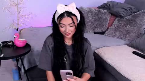 Zenyda online show from February 5, 1:03 pm