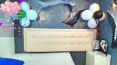 ZHAMIRA  ANDRES online show from October 31, 12:23 am