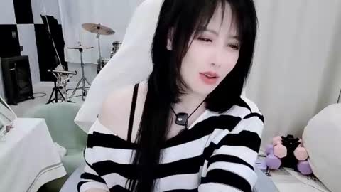 zhen online show from July 29, 2:50 pm