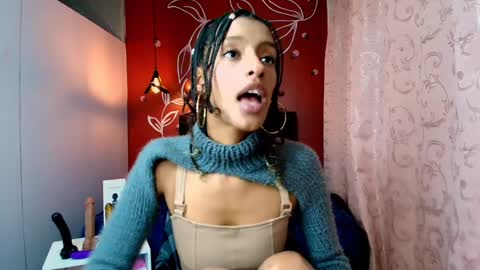 Zia Green online show from February 8, 7:49 pm